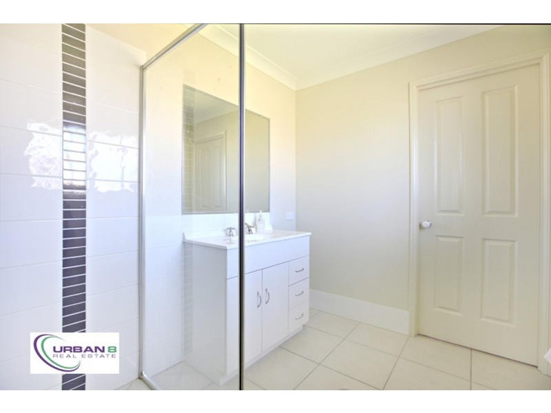 7 Bunya Street, Moggill QLD 4070